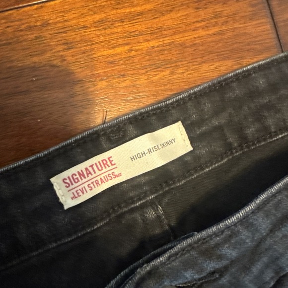 Levi's Signature Plus High Rise Skinny Jeans‎ Black W35 L30 Women's 20M - Picture 2 of 7